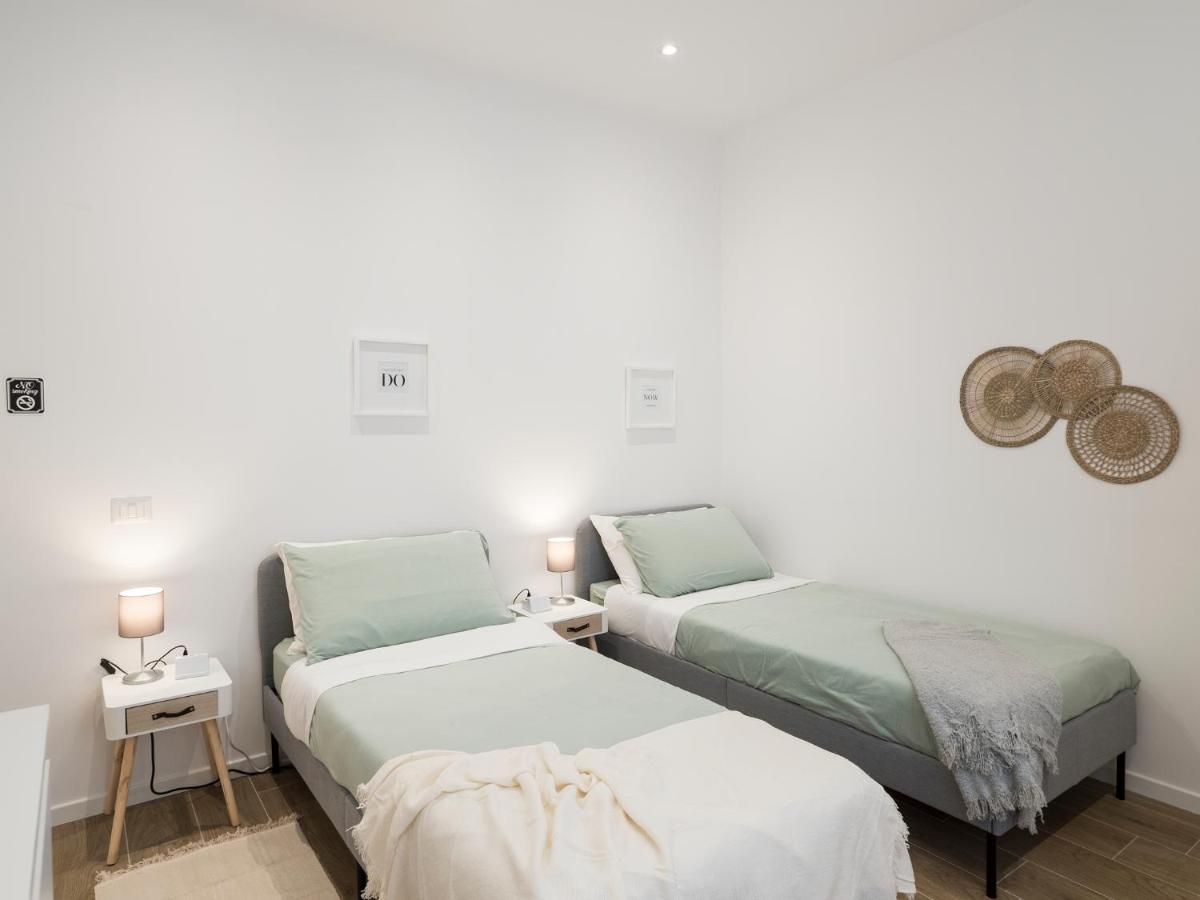 Casa Design Con A/C E Wifi_7 Minuti Ciampino Aeroportoアパートメント エクステリア 写真