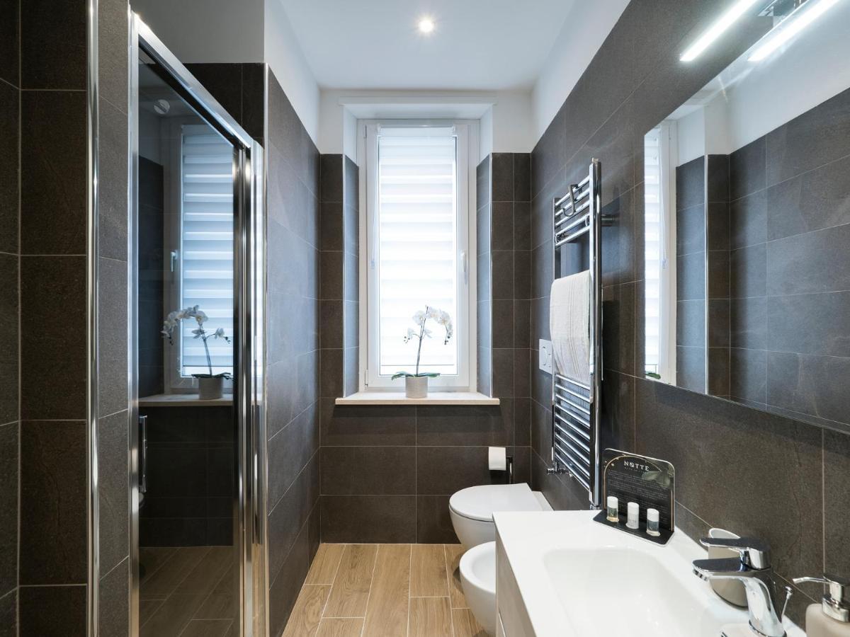 Casa Design Con A/C E Wifi_7 Minuti Ciampino Aeroportoアパートメント エクステリア 写真